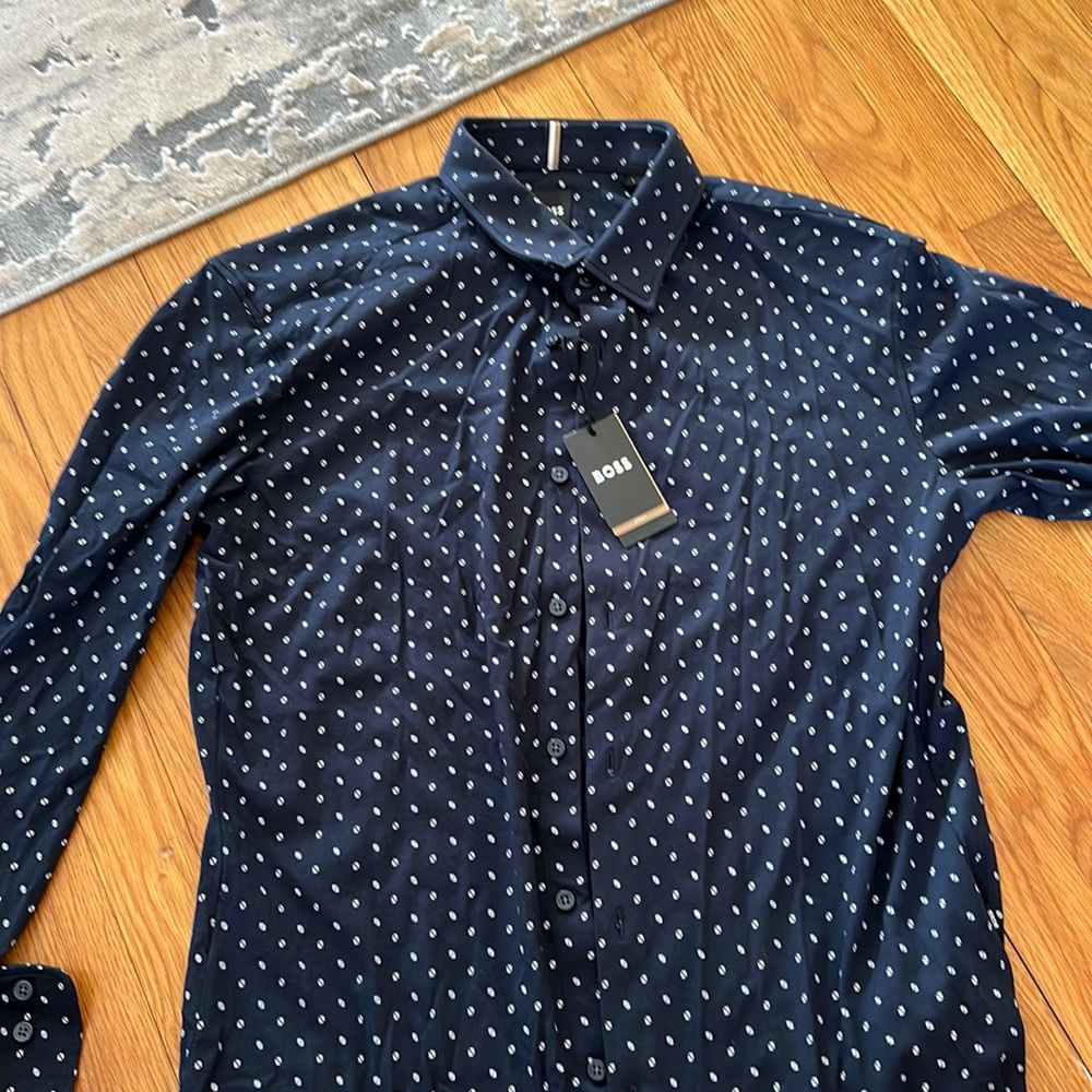 Men's Boss long sleeve jersey button down. New with tags. Navy and white size L